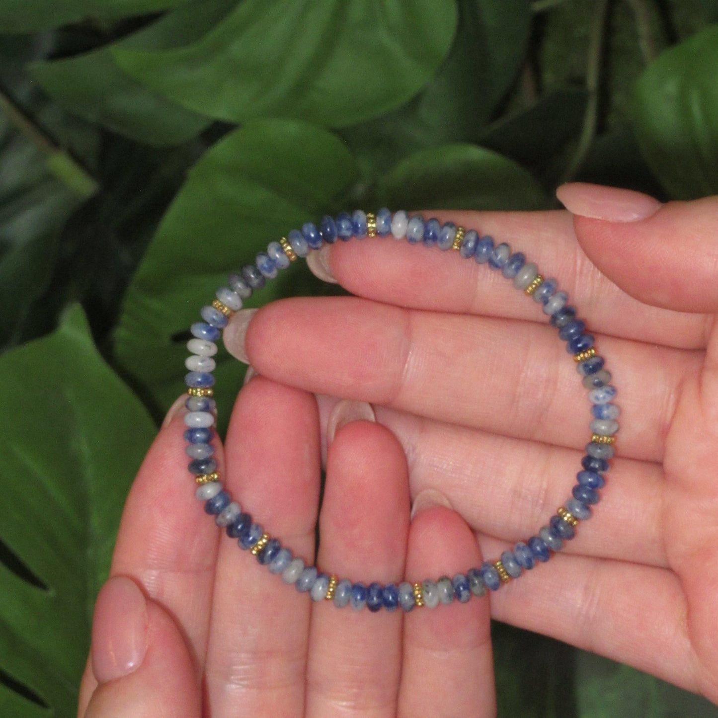Spot Stone Bead Bracelet