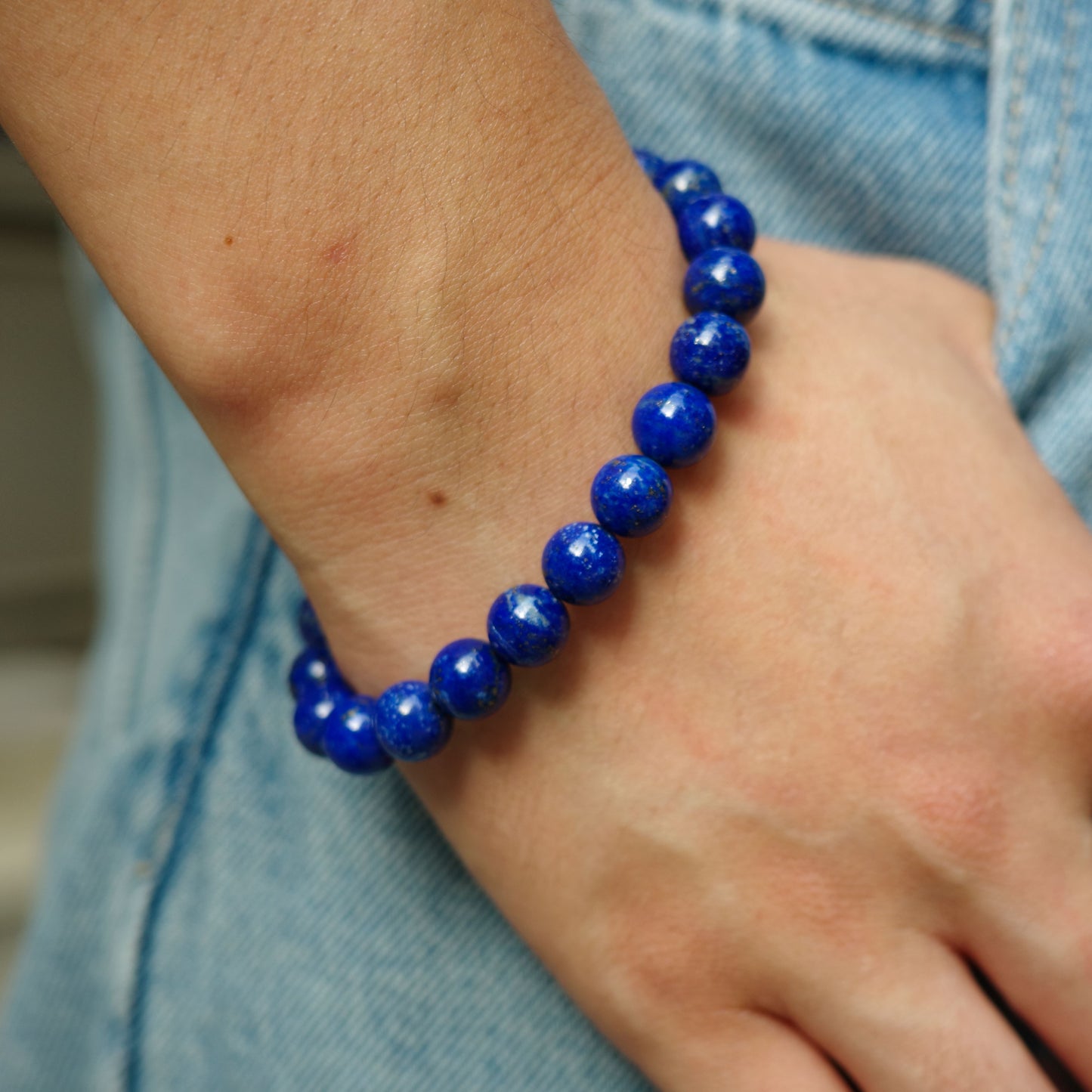 lapis lazuli bead bracelet